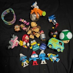Assorted Kids Toy Figurine Set